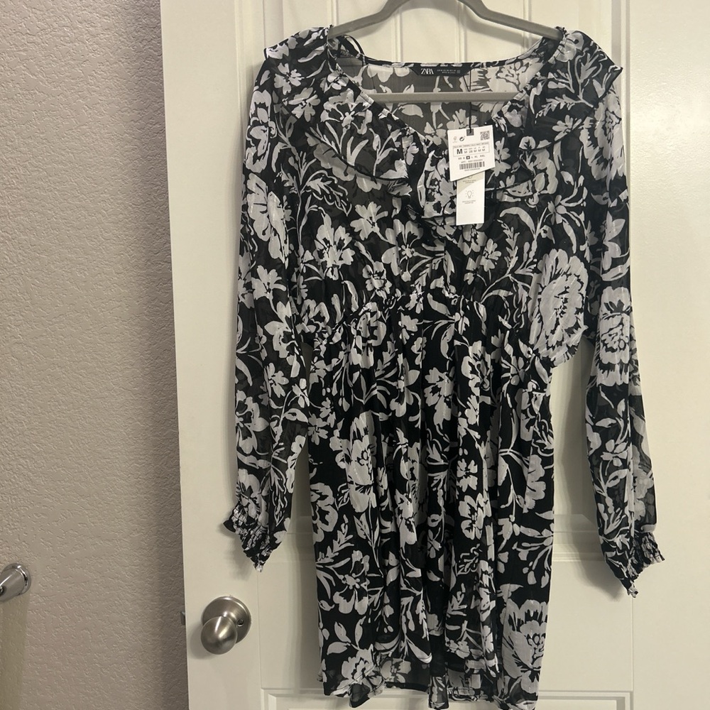 Zara Black and Gray Floral Long Sleeve Dress